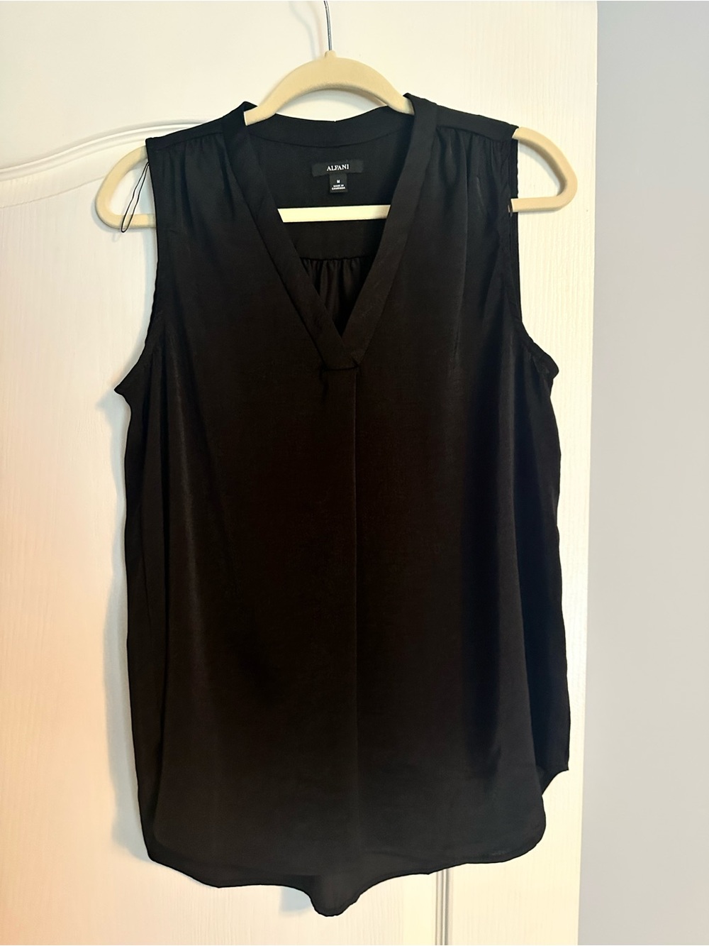 Alfani Black Sleeveless V-Neck Camisole